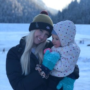 Meet your Posher, Monica